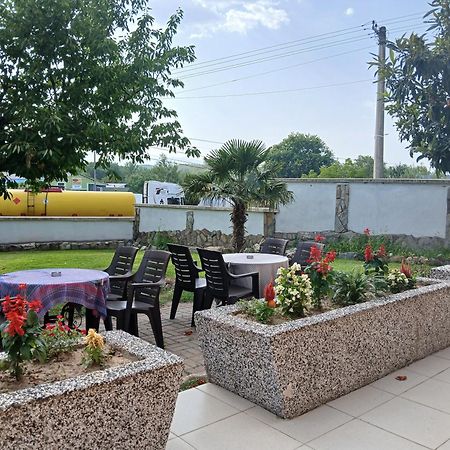 Shale Apartments And Rooms Gevgelija Eksteriør bilde