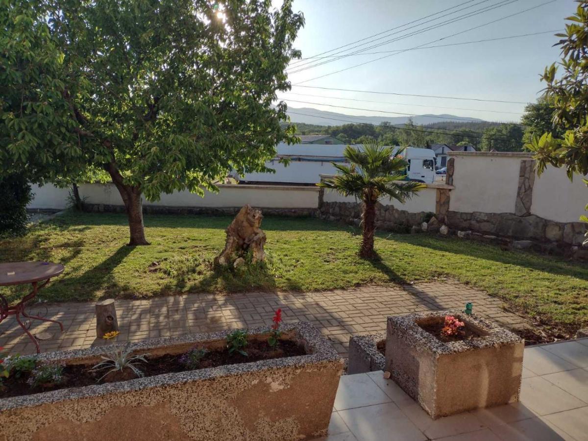 Shale Apartments And Rooms Gevgelija Eksteriør bilde