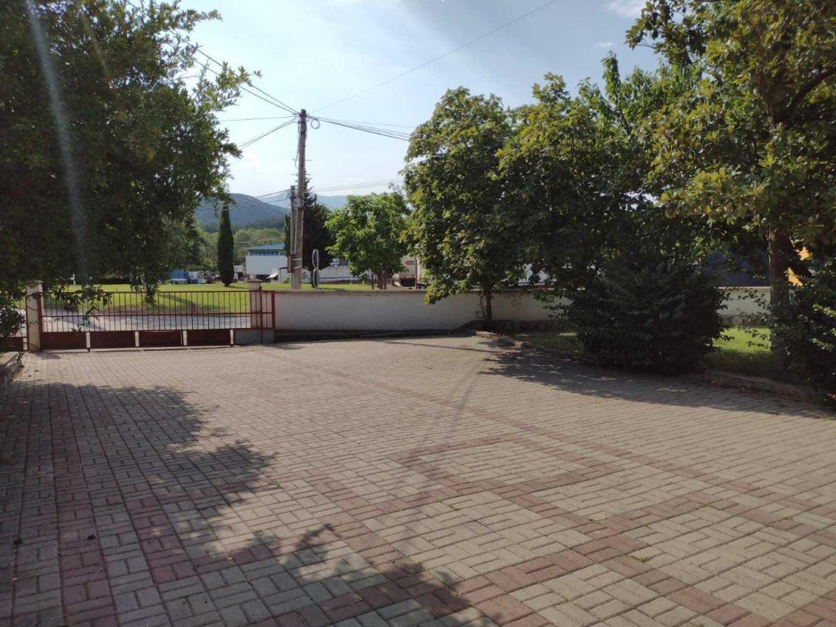 Shale Apartments And Rooms Gevgelija Eksteriør bilde